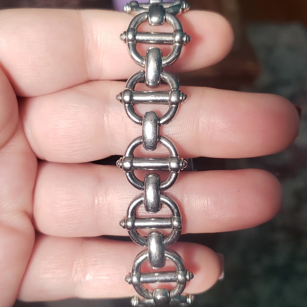 Authentic Vintage Gucci Stainless Steel Bracelet Watch - Picture 5 of 5